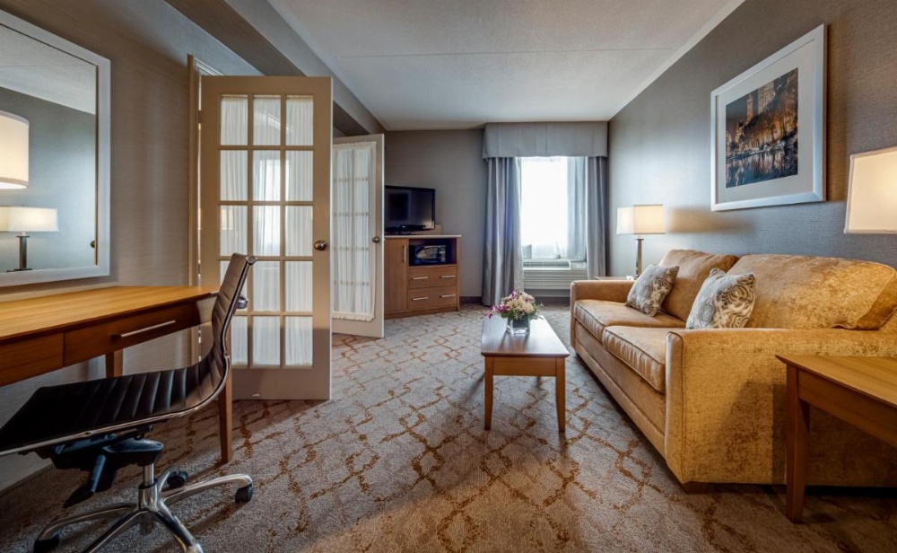 Monte Carlo Inns - Vaughan Suites