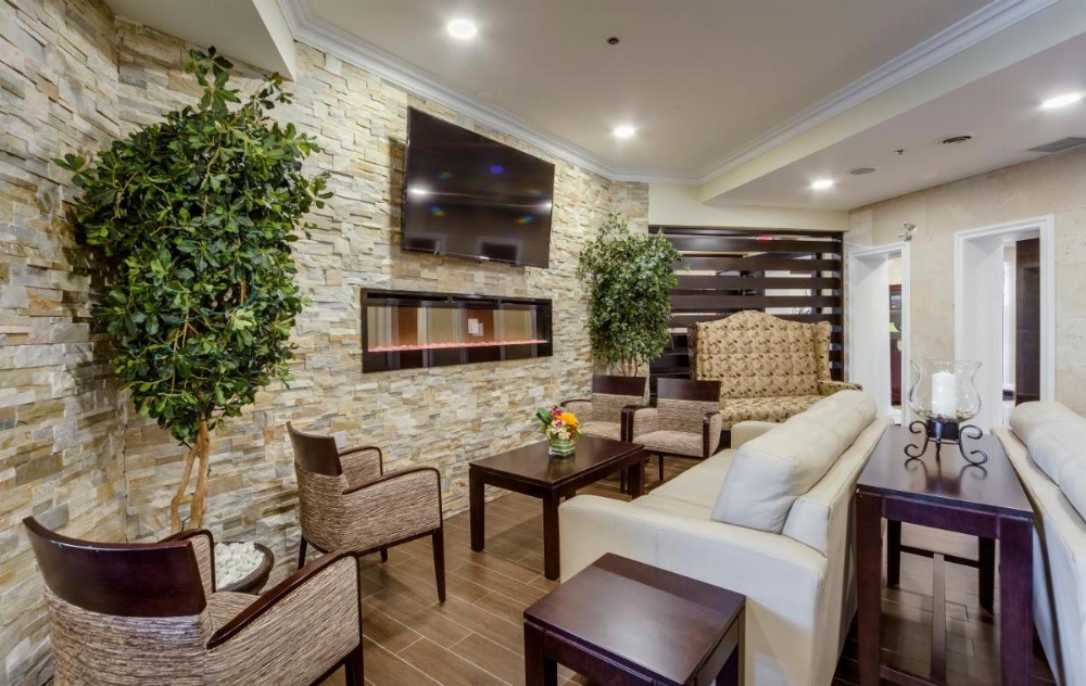 Monte Carlo Inns - Vaughan Suites Image 46